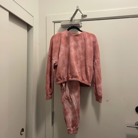 pink tie-dye sweat set - Picture 2 of 6